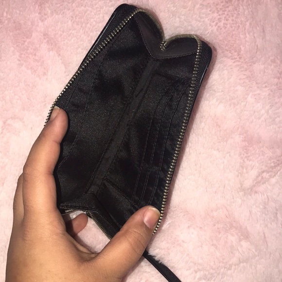 Coach wristlet - Picture 2 of 3